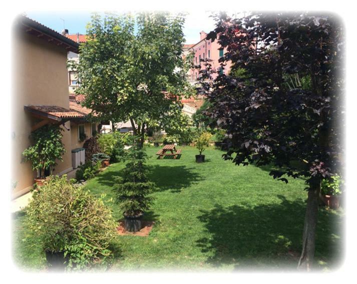 La Casetta Del Tiglio Bed and Breakfast Arcugnano Rum bild